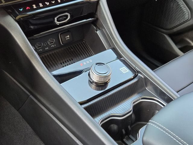 New 2027 Jeep Grand Cherokee Limited RWD image 15
