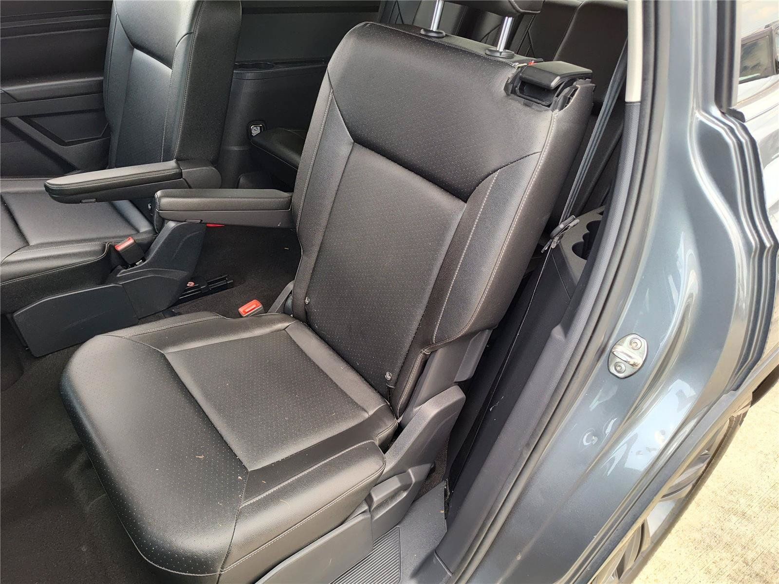 Used 2020 Volkswagen Atlas SE w/ Towing Package FWD image 27