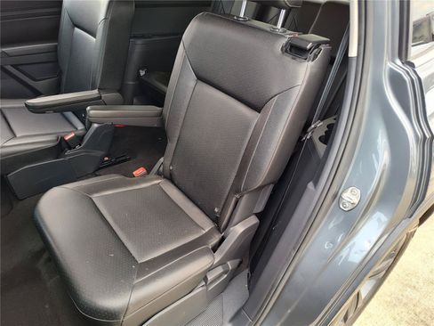 Used 2020 Volkswagen Atlas SE w/ Towing Package FWD image 27