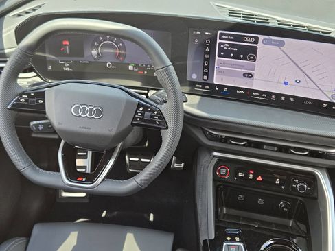 New 2026 Audi SQ5 Premium Plus AWD/4WD image 32