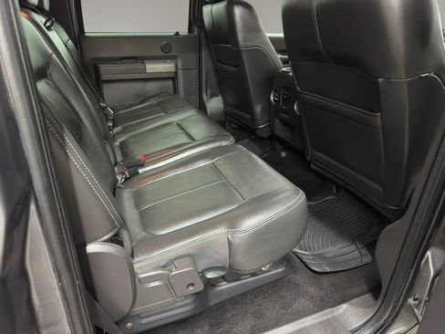 Used 2011 Ford F250 Lariat w/ Lariat Interior Pkg AWD/4WD image 16