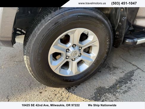 Used 2014 Toyota 4Runner SR5 image 13