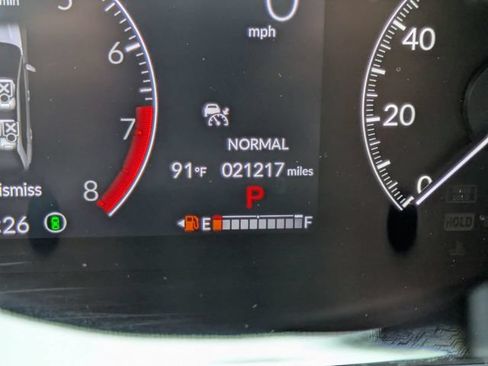 Used 2025 Honda HR-V Sport image 31
