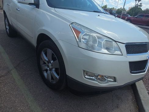 Used 2012 Chevrolet Traverse LT w/ All-Star Edition FWD image 4