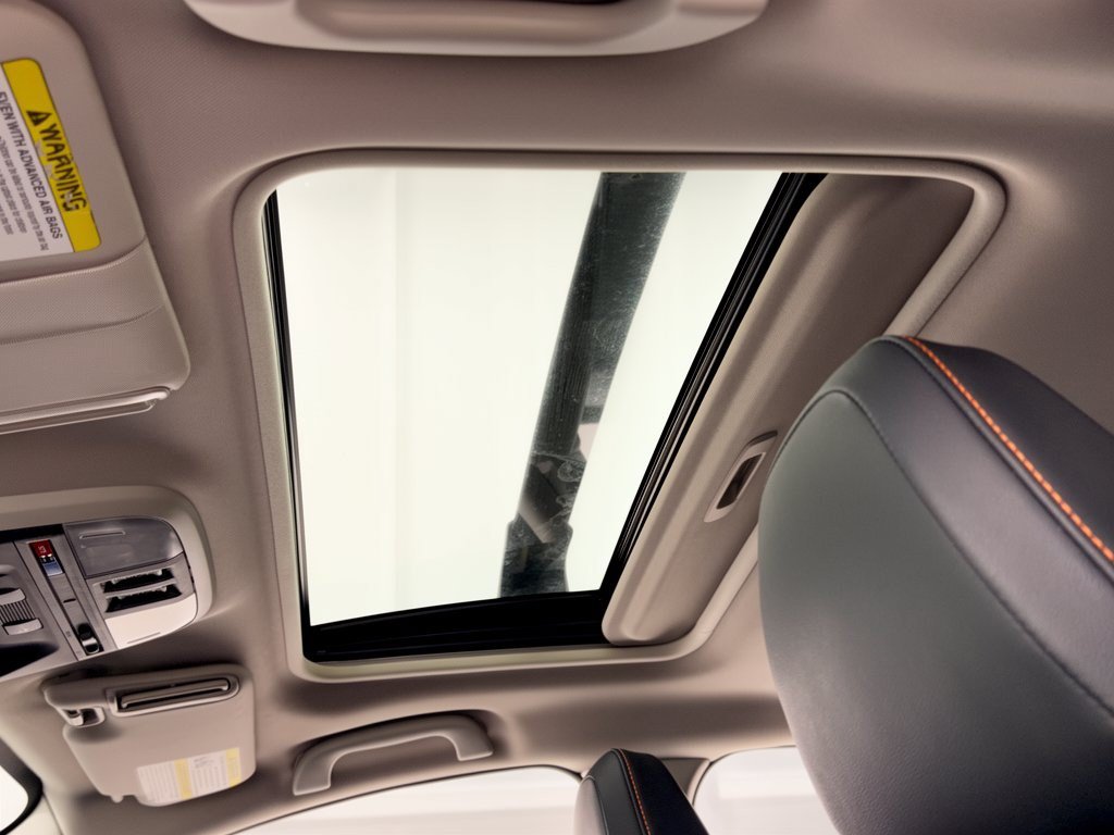 Used 2020 Subaru Crosstrek 2.0i Limited w/ Moonroof Package w/Navigation AWD/4WD image 27