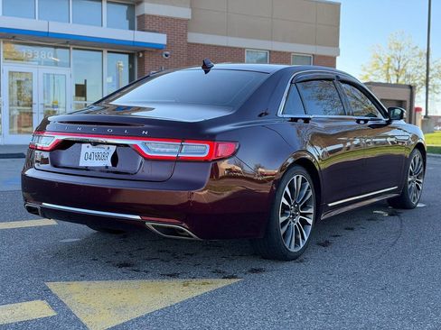 Used 2019 Lincoln Continental Select w/ Continental Climate Package AWD/4WD image 3