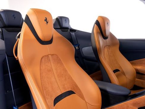 Certified 2026 Ferrari Roma Spider RWD image 52