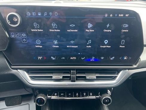 Certified 2026 Chevrolet Equinox EV LT w/ Comfort Package FWD image 21