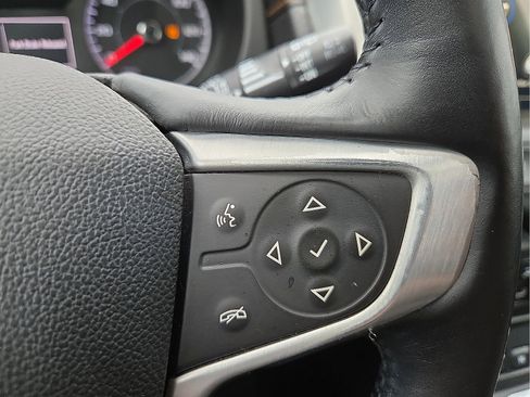 Used 2018 GMC Terrain SLE w/ Driver Convenience Package FWD image 18
