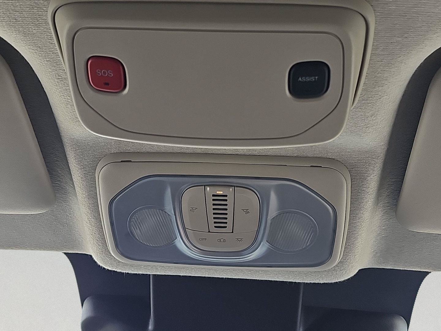 Used 2025 RAM ProMaster 2500 w/ Convenience Group FWD image 23