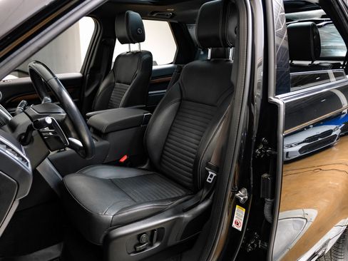 Used 2023 Land Rover Discovery S R-Dynamic image 37