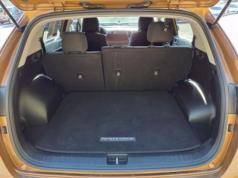 Used 2019 Kia Sportage LX image 25