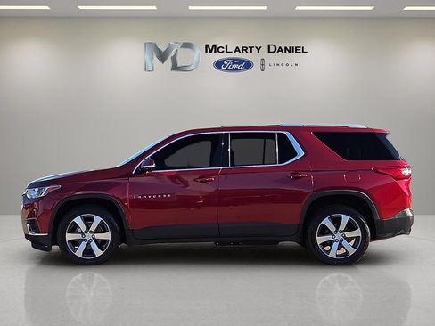 Used 2018 Chevrolet Traverse LT FWD image 3