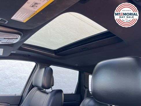 Certified 2022 Jeep Grand Cherokee Limited AWD/4WD image 19