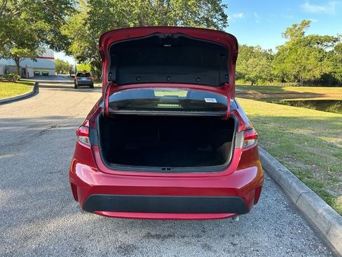 Used 2020 Toyota Corolla LE FWD image 10