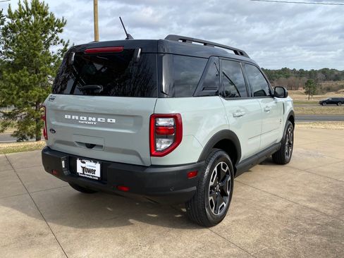 Used 2024 Ford Bronco Sport Outer Banks w/ Tech Package image 6