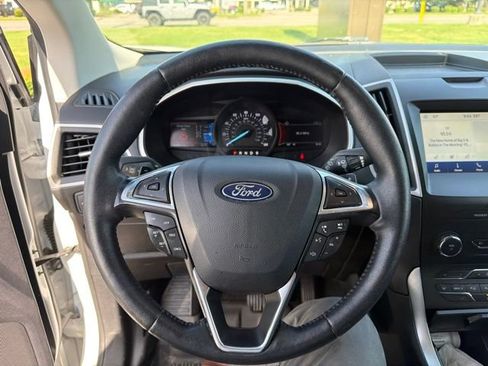 Used 2020 Ford Edge SEL w/ Cold Weather Package AWD/4WD image 7