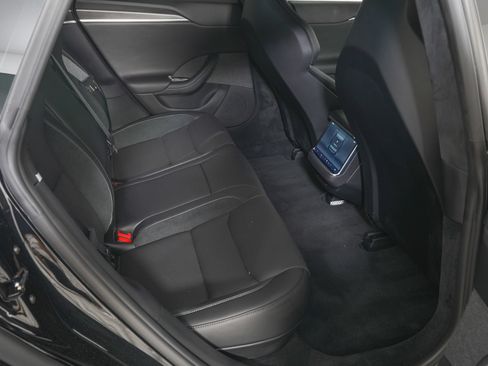 Used 2025 Tesla Model S Plaid AWD/4WD image 9