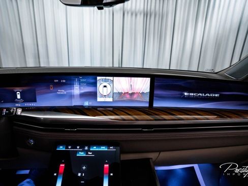 Used 2025 Cadillac Escalade Sport Platinum w/ LPO, Floor Liner Package image 48