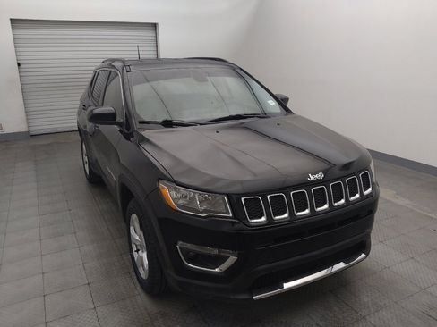 Used 2018 Jeep Compass Latitude w/ Popular Equipment Group FWD image 14