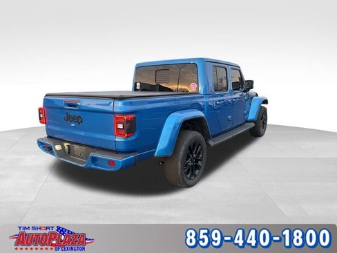 Used 2023 Jeep Gladiator Overland image 5