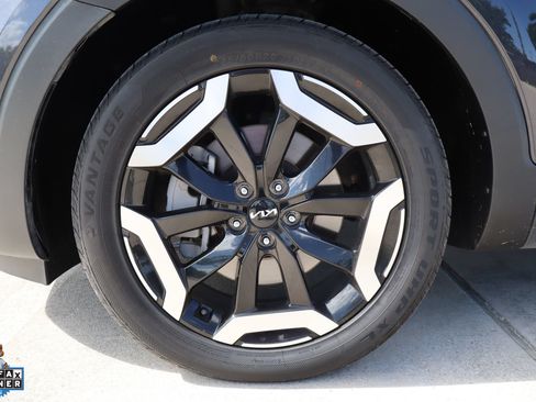 Used 2025 Kia Telluride S FWD image 10