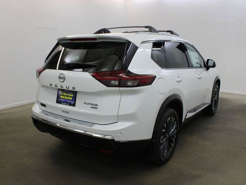 New 2026 Nissan Rogue Platinum AWD/4WD image 5