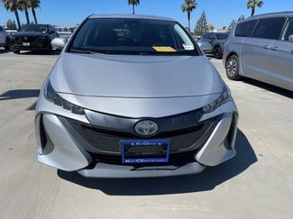 Used 2021 Toyota Prius Prime LE video 2