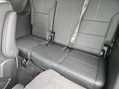 Used 2024 GMC Acadia Elevation FWD image 31