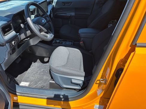 Used 2026 Ford Maverick XL w/ Equipment Group 101A AWD/4WD image 9