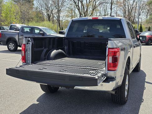 Used 2023 Ford F150 XLT AWD/4WD image 3