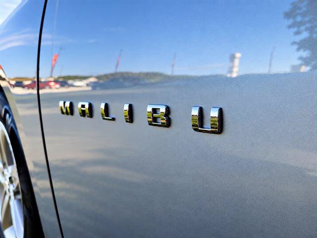 Used 2022 Chevrolet Malibu LT FWD image 9