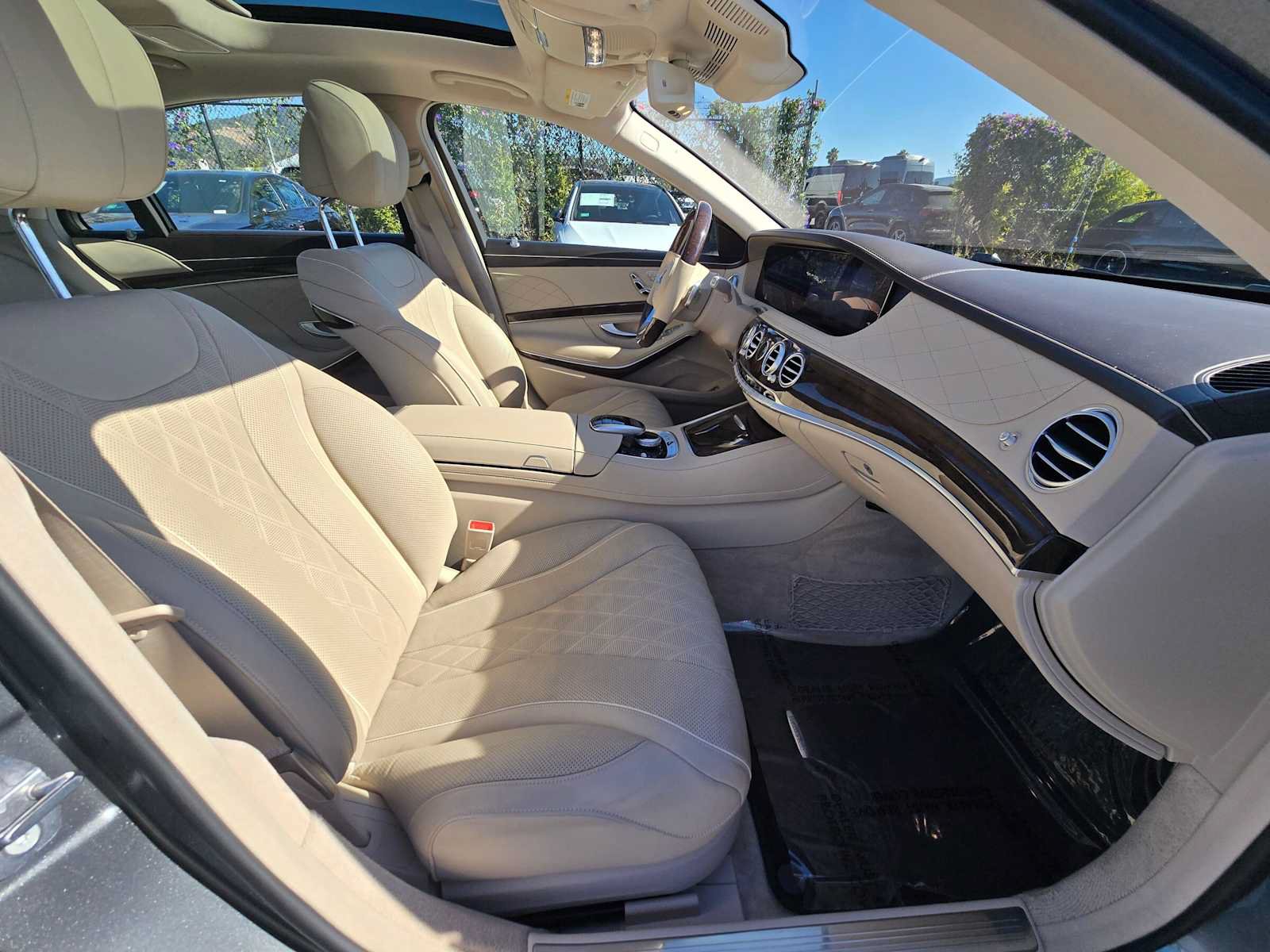 Used 2019 Mercedes-Benz S 560 Sedan image 11