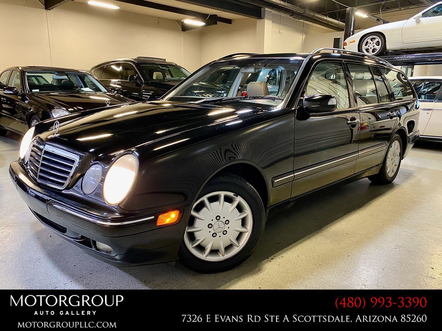 Used 2000 Mercedes-Benz E 320 Wagon image 1