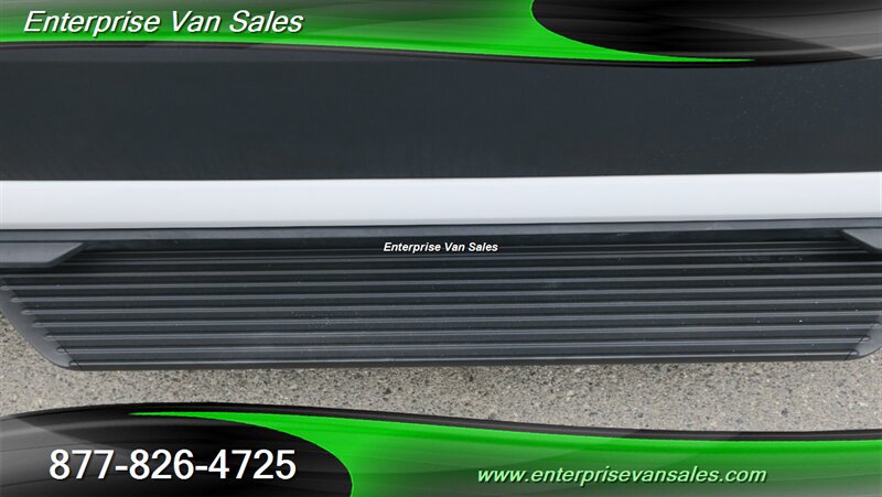 Used 2021 Ford Transit 350 XLT RWD image 11