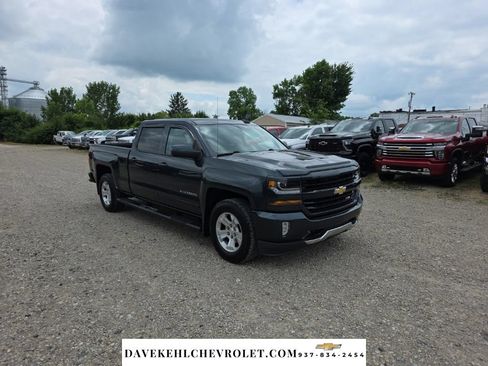 Used 2018 Chevrolet Silverado 1500 LT w/ All Star Edition AWD/4WD image 7