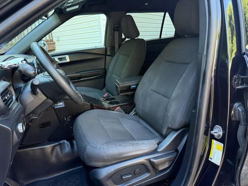 Used 2022 Ford Explorer 4WD Police Interceptor image 18