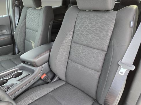 New 2026 Dodge Durango GT w/ Blacktop Package RWD image 34