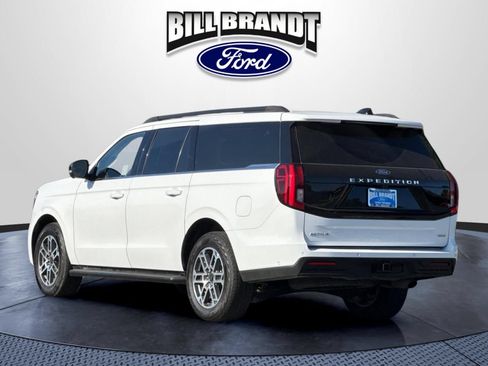 Used 2025 Ford Expedition Max Active AWD/4WD image 5