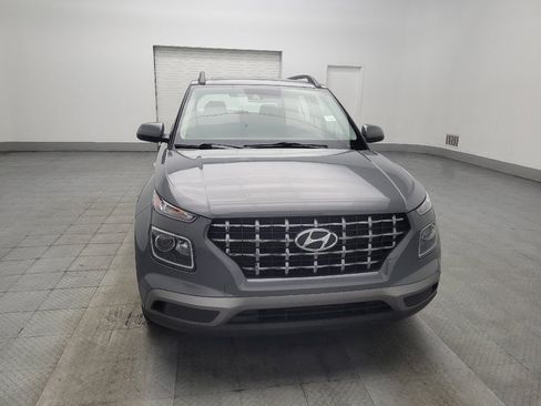 Used 2020 Hyundai Venue SEL FWD image 14