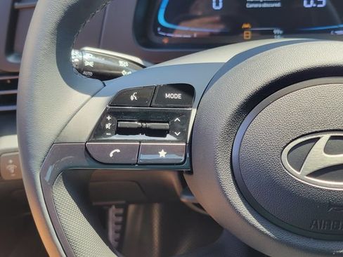 New 2026 Hyundai Elantra SEL Sport FWD image 7