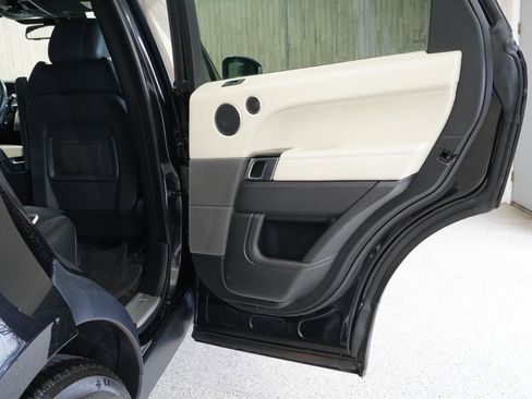 Used 2014 Land Rover Range Rover Sport Autobiography image 37