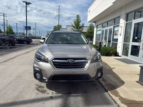 Used 2019 Subaru Outback 2.5i Premium AWD/4WD image 8
