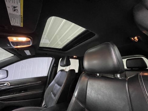 Used 2014 Jeep Grand Cherokee Limited image 26