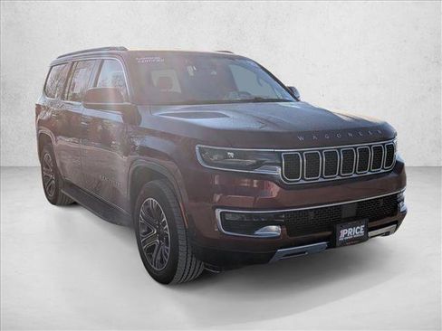 Used 2022 Jeep Wagoneer Series III image 3