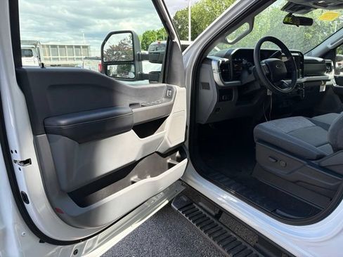 New 2026 Ford F250 XLT w/ Snow Plow Prep Package AWD/4WD image 10