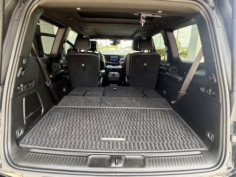 Used 2024 Jeep Wagoneer Series II AWD/4WD image 24
