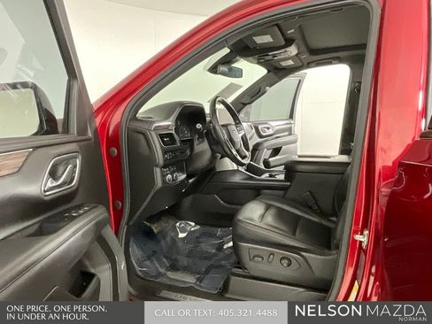 Used 2021 Chevrolet Tahoe Z71 w/ Rear Media and Nav Package image 11