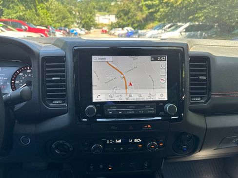 Used 2024 Nissan Frontier PRO-4X w/ Pro Convenience Package AWD/4WD image 17