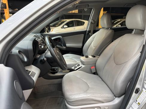 Used 2009 Toyota RAV4 Limited AWD/4WD image 13